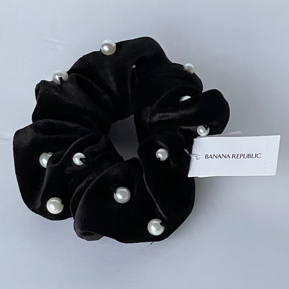 Velvet Scrunchie - Picture 2 of 2